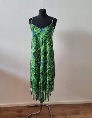 Boohoo Kleid 38 grün tropisch Fransen Sommerkleid Urlaub Midi Strandkleid bequem