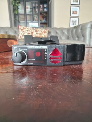 Valentine One V1 Gen 1 Radar Detector Unit Only w/ Visor Mount Clip - Working