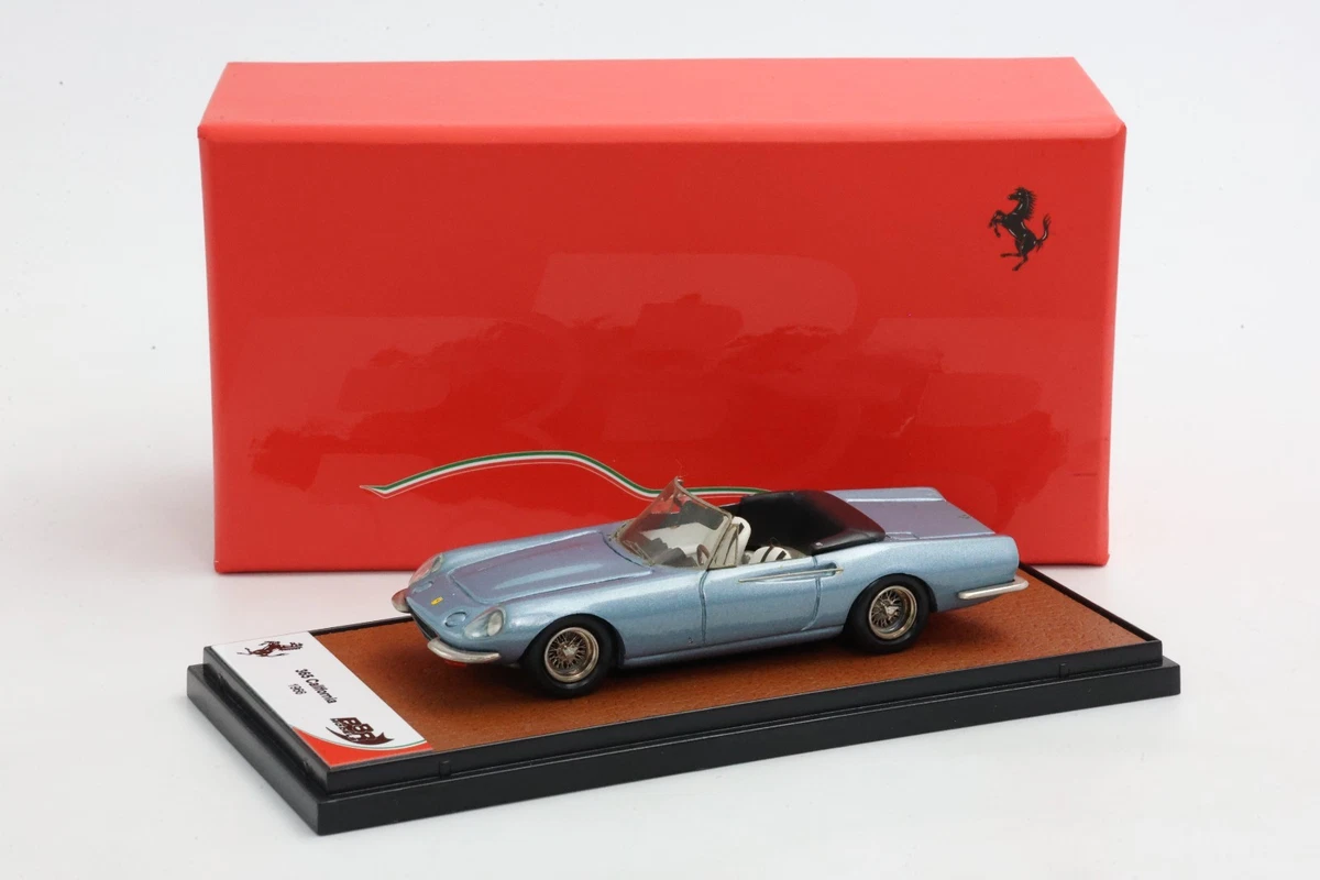 1/43 BBR Ferrari 12 Cilindri Spider (Blue La Plata with Red stripe) Car Model