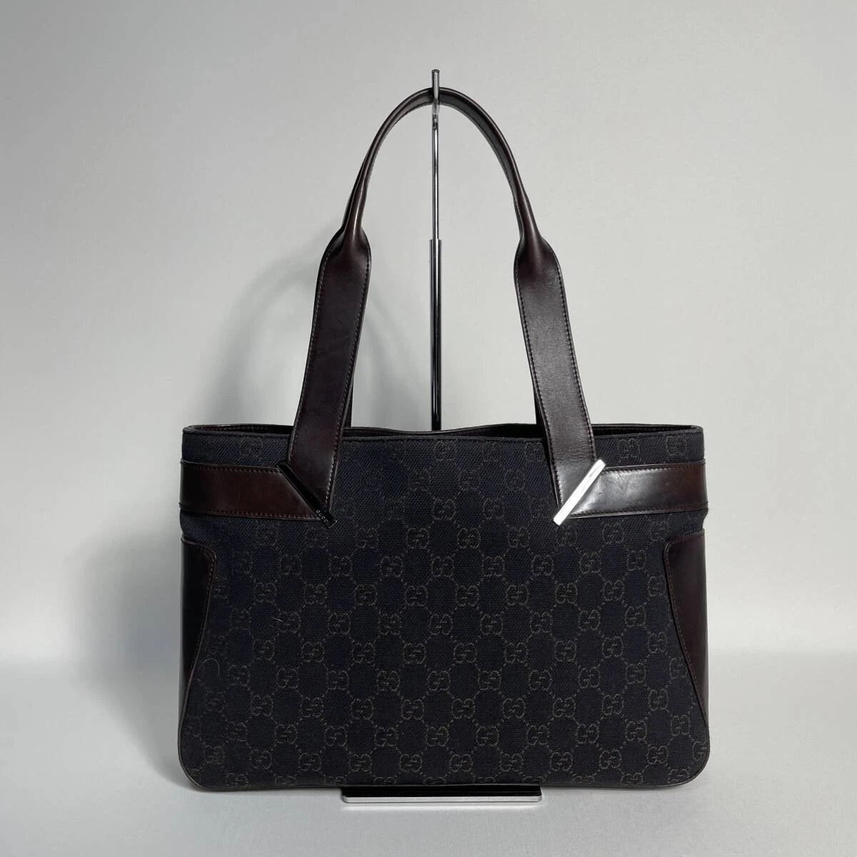 73B117 Gucci GG sac à main toile marron foncé