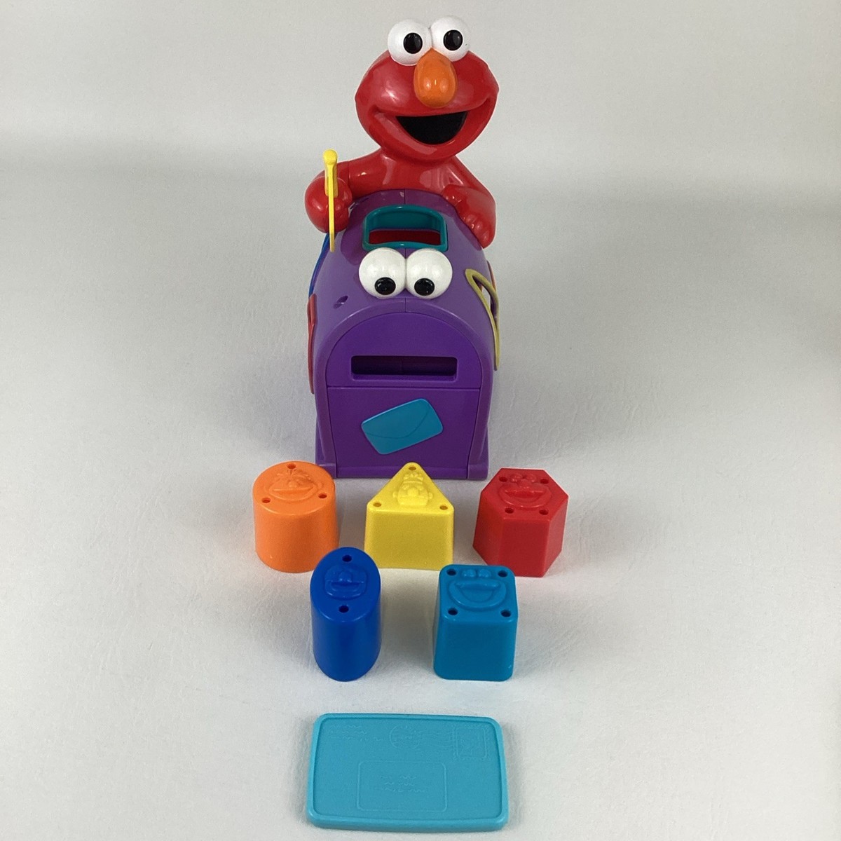 Fisher Price Sesame Street Elmo's Mailbox Shape Sorter Blocks