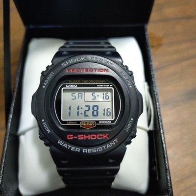 CASIO G-SHOCK DW-5750E-1JF Digitaluhr Chronograph Schwarz