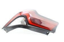 TOYOTA AYGO X B7 Rücklicht hinten links 1.00 Petrol 53kw 2022 33068611