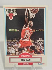 1990 Fleer Michael Jordan #26 Chicago Bulls Basketball Card (HOF) LEGEND