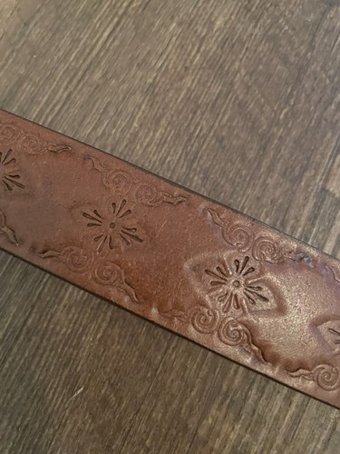 Genuine Leather Brown Tooled Belt Tooled Silver Buckle Women’s Size M - Picture 6 of 11