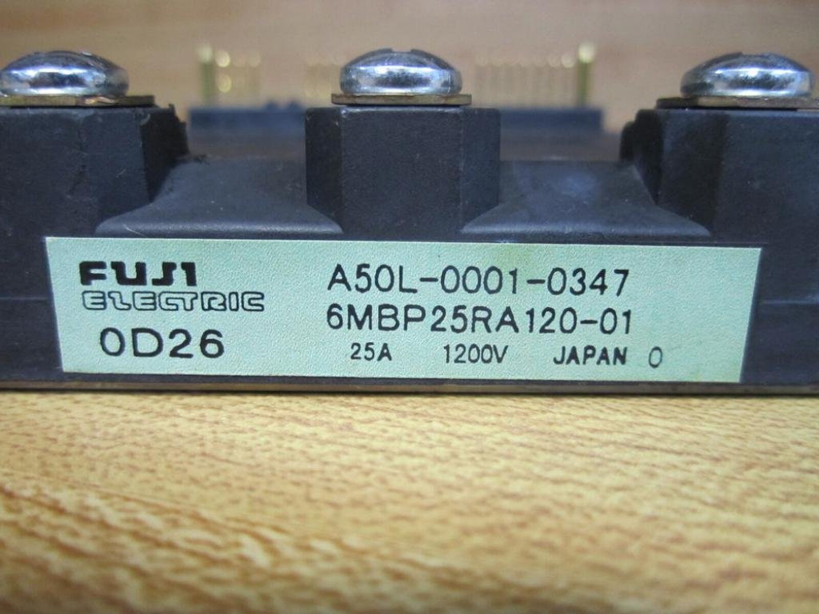 New In Box FUJI 6MBP25RA120-01/A50L-0001-0347 Power Supply Module