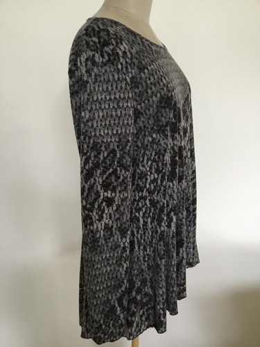 HAMMOCK AND VINE WOMENS TOP SIZE L AND SKIRT SIZE XXL SET - Picture 12 of 24