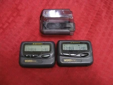 lot of 2 Motorola Wordline Pager, Missing Battery Cover & 1 belt Clip Accessory