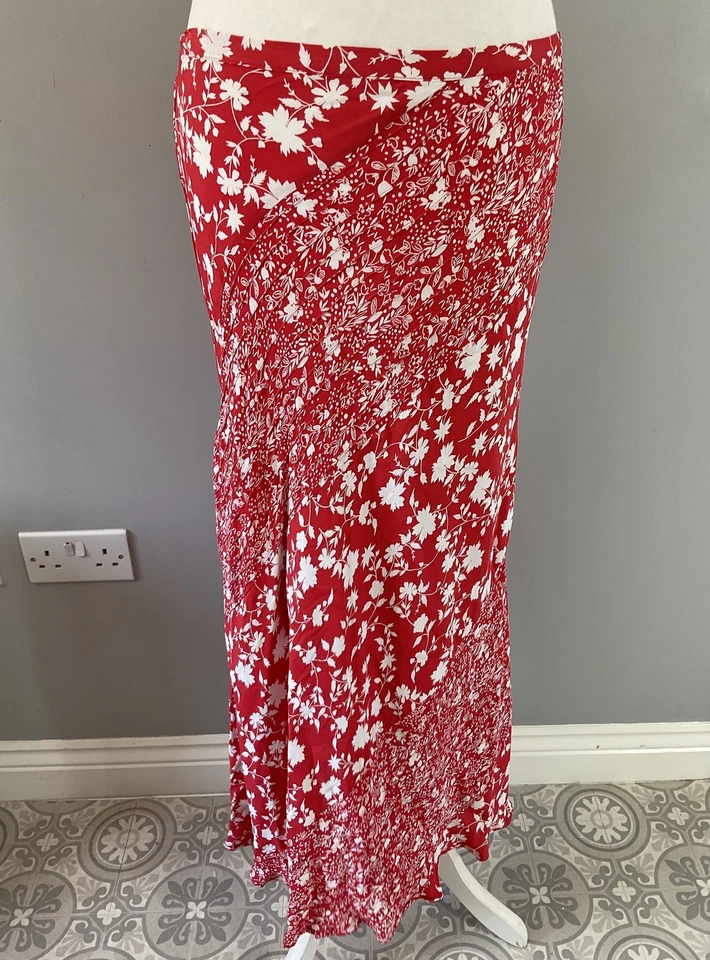 Dash red white floral 100% viscose panelled pullover long midi skirt UK 14 - Image 3 of 4