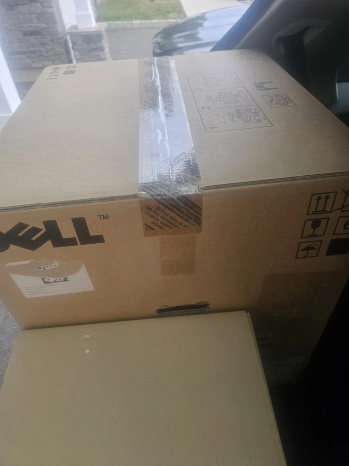 New In Box Dell 5330DN Mono Laser Printer bundled - 2 free toner cartridges. - Image 4 of 4