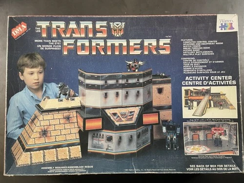 Vintage G1 Transformers - 1985 Warren G1 Activity Center Playset - Complete