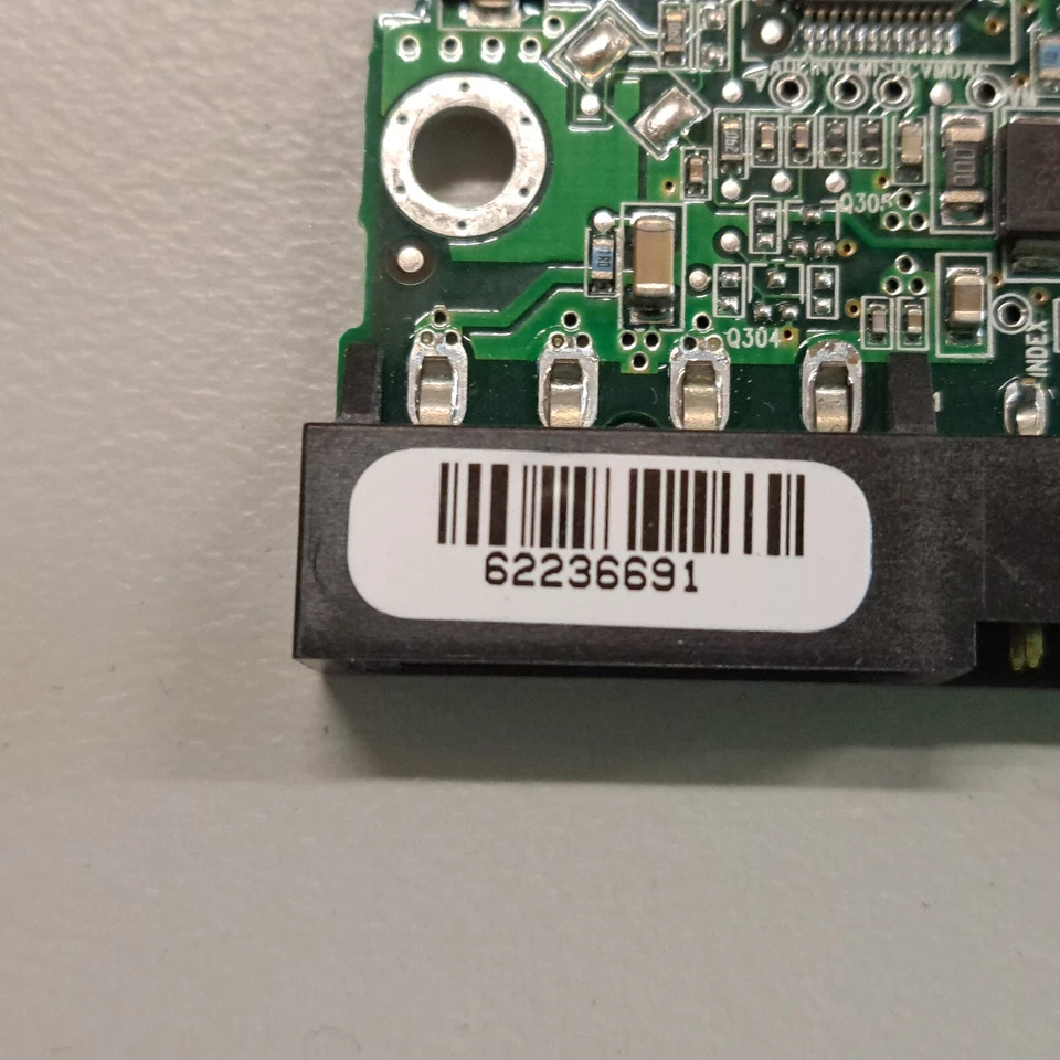 Maxtor E-H011-02-3427 3.5" 40GB IDE HDD PCB Board 301548100 NAR61590 - Image 4 of 4