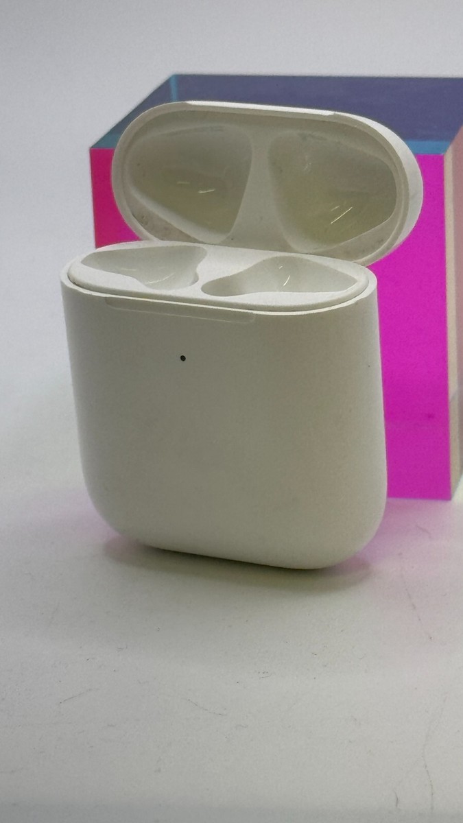 Apple AirPods Wireless Charging Case 1st & 2nd Generation A1938