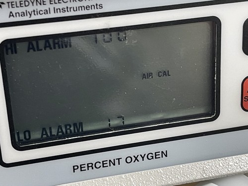 Teledyne TED 200 T7 Portable Oxygen Monitor with Sensor Medical - Picture 3 of 5