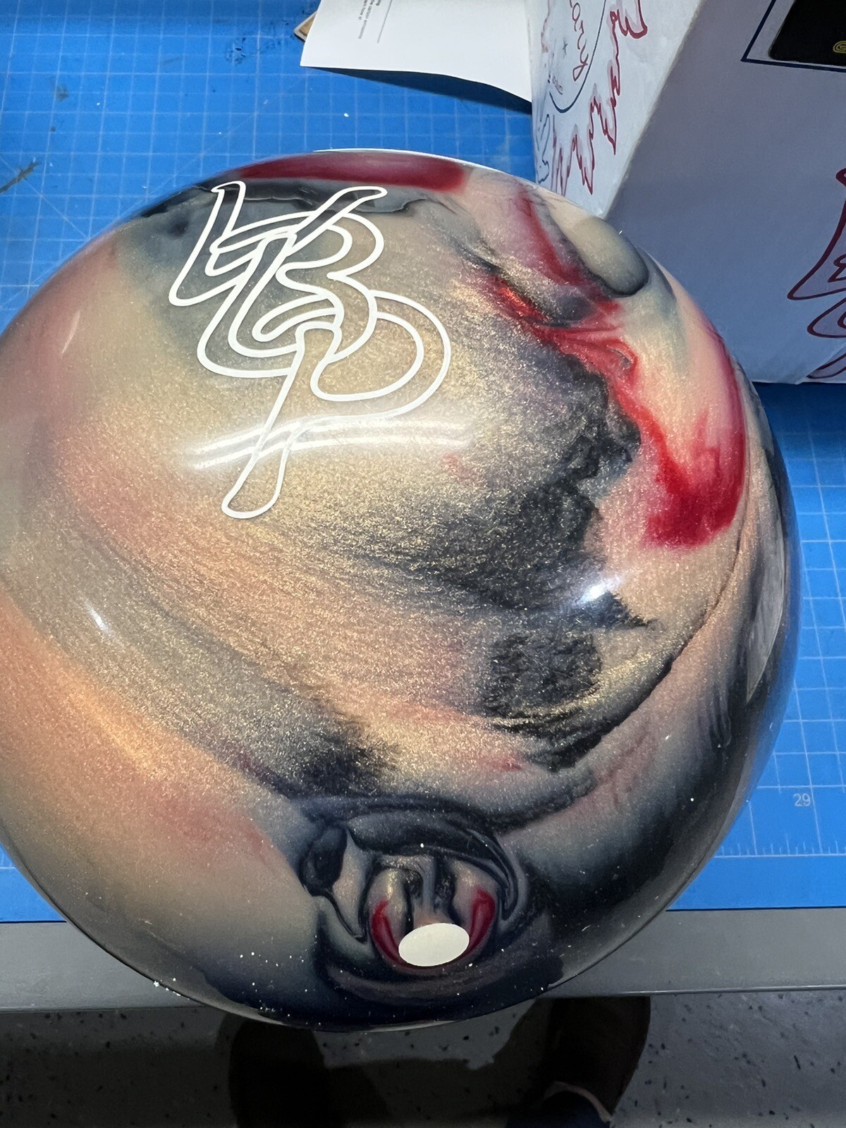 Visionary Gladiator Pearl Bowling Ball 16lbs, New In box