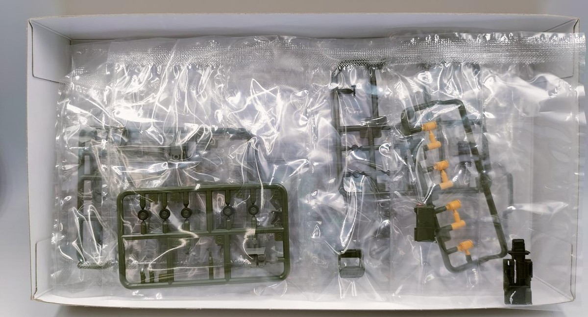 Tomy Tec Aircraft Equipment 4 Air Self-Defense Force Weaponry Set