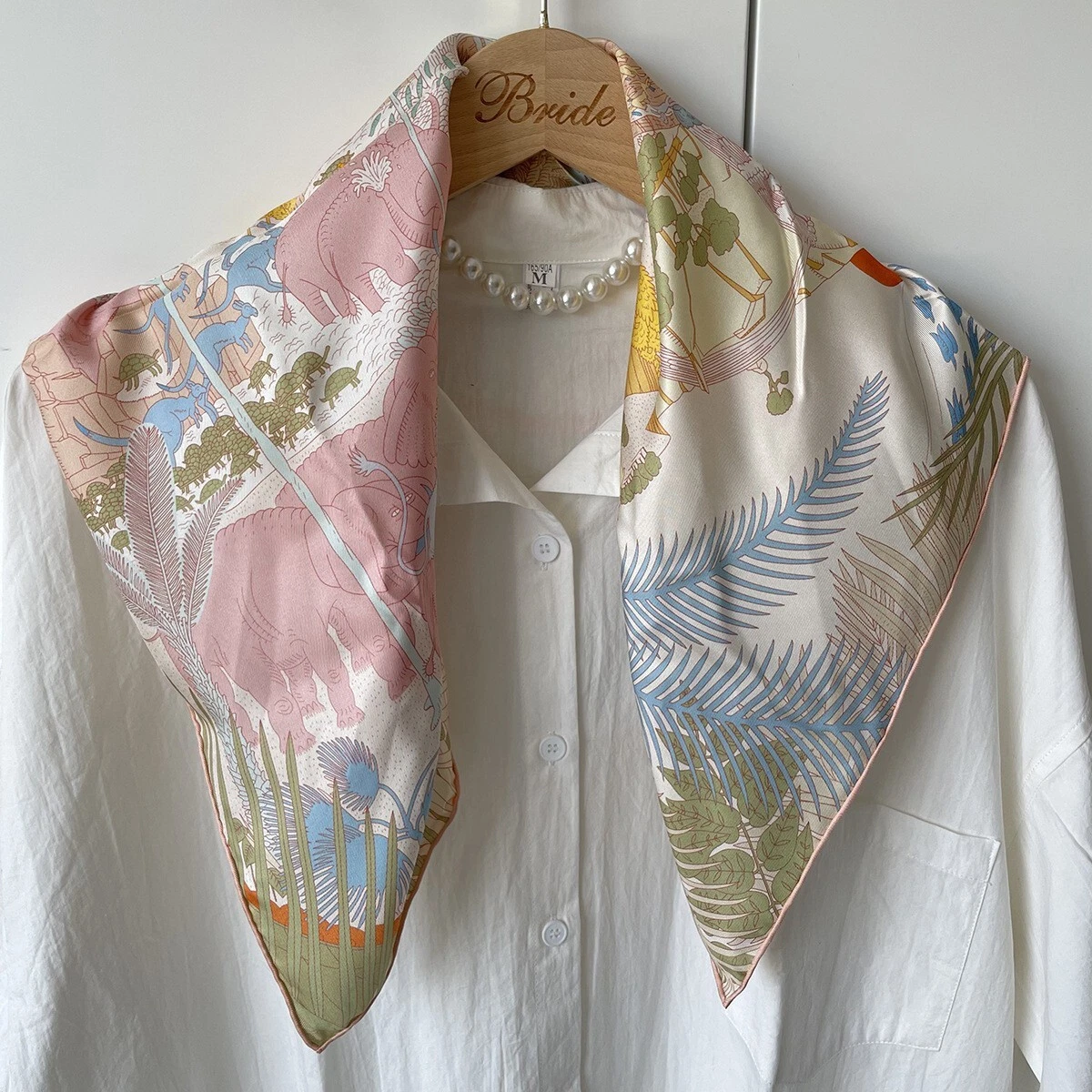 Animals Print Twill Silk Bandanna Collar Necktie Scarf 26" Hand Rolled Pink
