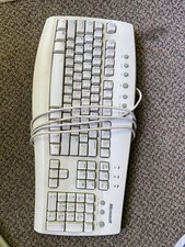 Microsoft Keyboard - PS/2 Model RT9410V56TW - VINTAGE
