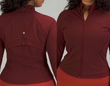 Lululemon Nulu Cropped Define Jacket Red Merlot W3FFHS Women Size 10 EUC