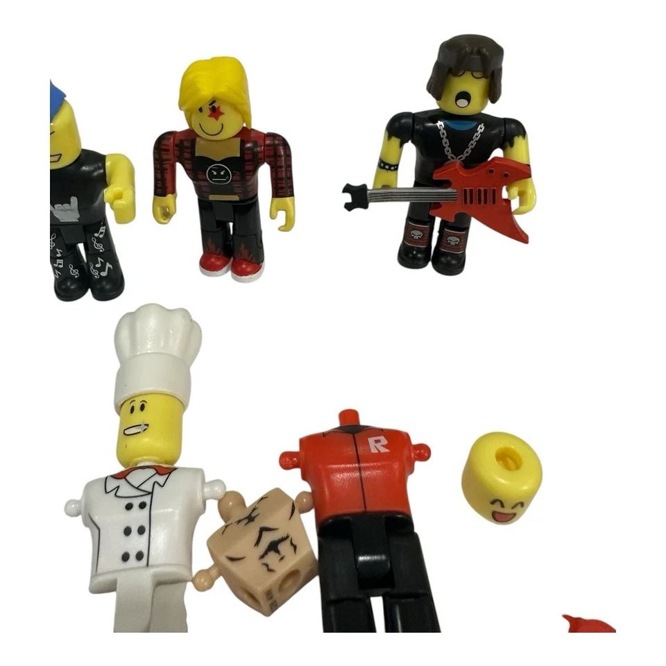 Roblox Figures Lot Punk Rockers And Indigenous Figure Set Of 7 Jazwares - Image 3 of 4