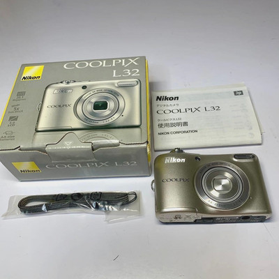 Nikon COOLPIX L32 Silver Compact Digital Camera w/ Box, SD Card, Tested, Rank B