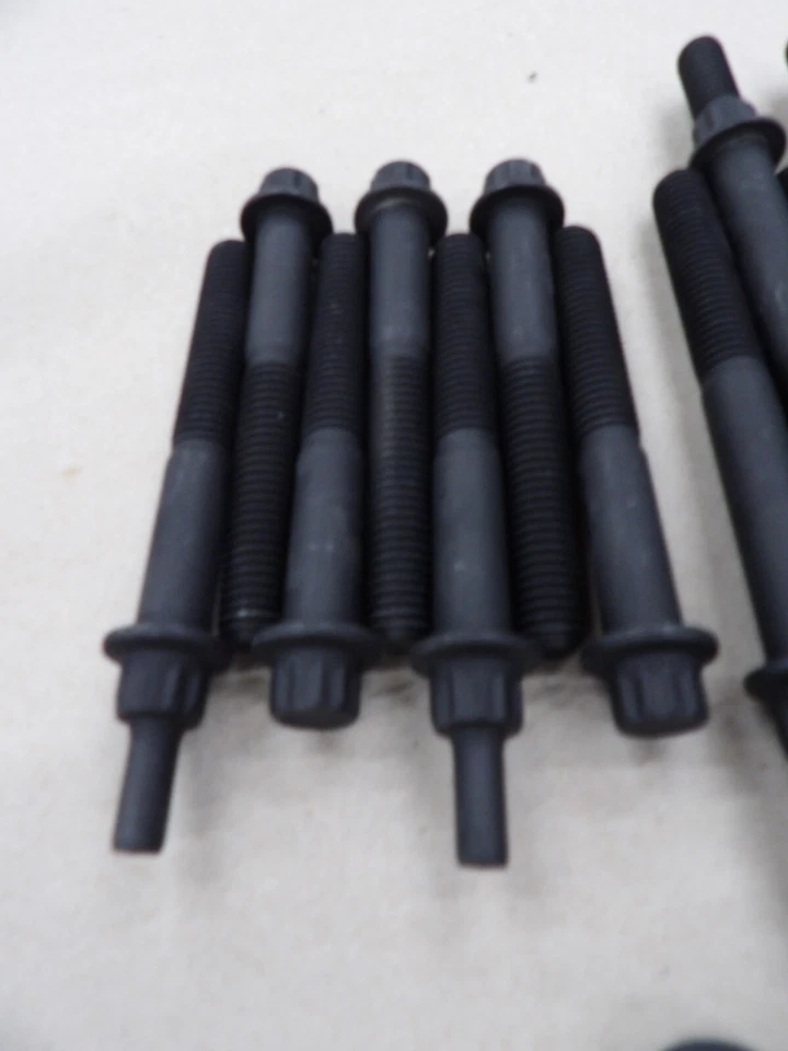 Juego de pernos de culata motor Jeep Cherokee Wrangler 4,0 L OEM - ¡Envío RÁPIDO! Foto 3 de 3