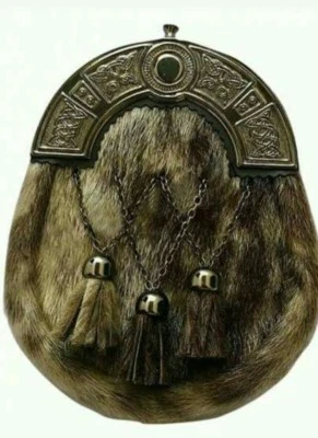 UNEED NEW CHOICE SCOTISH LEATHER KILT SPORRAN ANTIQUE CANTLE GREEN FUR WITH BELT