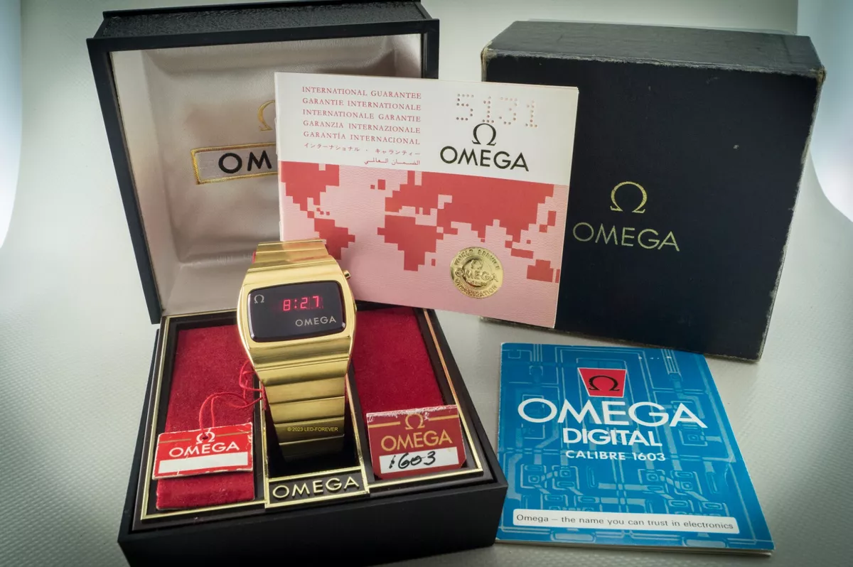 Vintage 1970s OMEGA Constellation Digital 2 1603 LED Digital Watch Set 110223 01