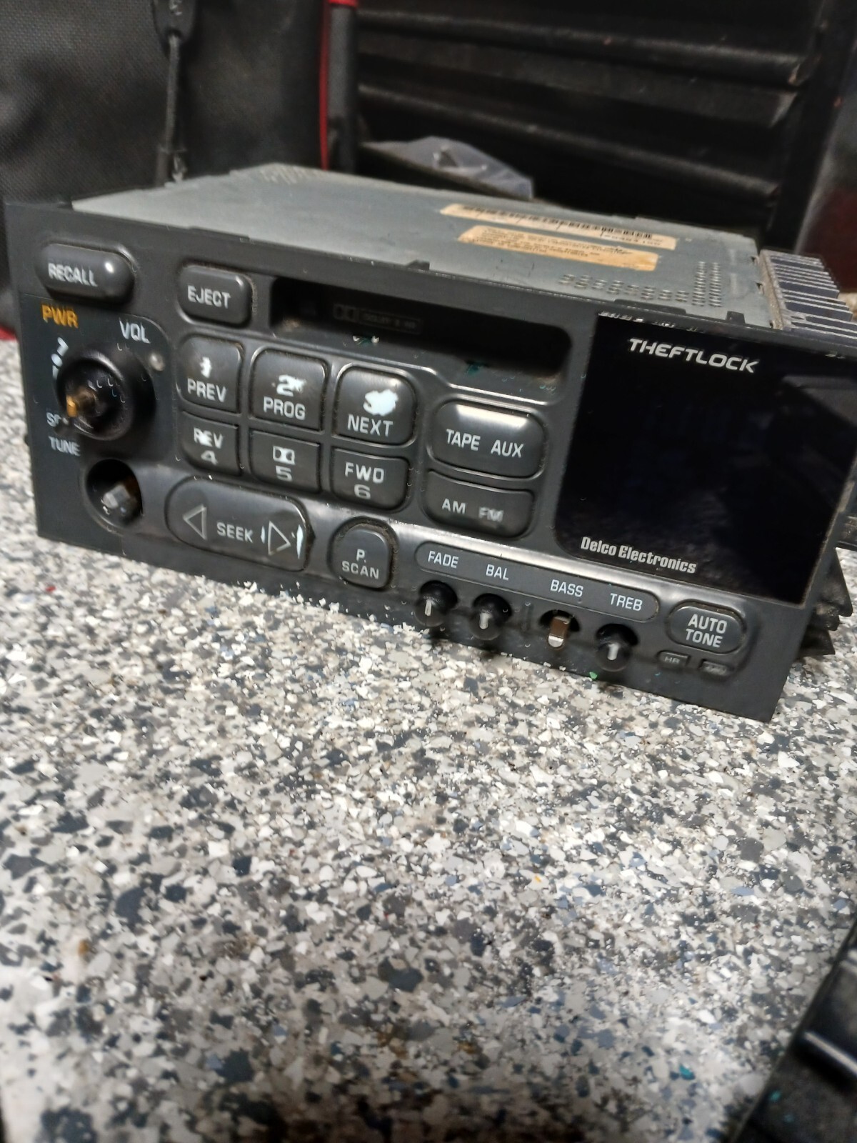Delco OEM CD Receiver PN 15769357 Chevrolet Silverado Tahoe GMC 