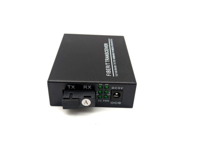 10/100 Base TX to 100 Base FX Fiber Transceiver / Media Converter 25KM Ethernet