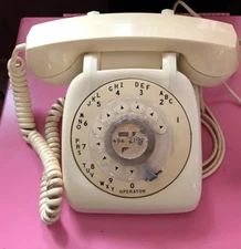 Vintage Ivory Rotary Dial Desk Teelphone / Phone Automatic Electric - Tested