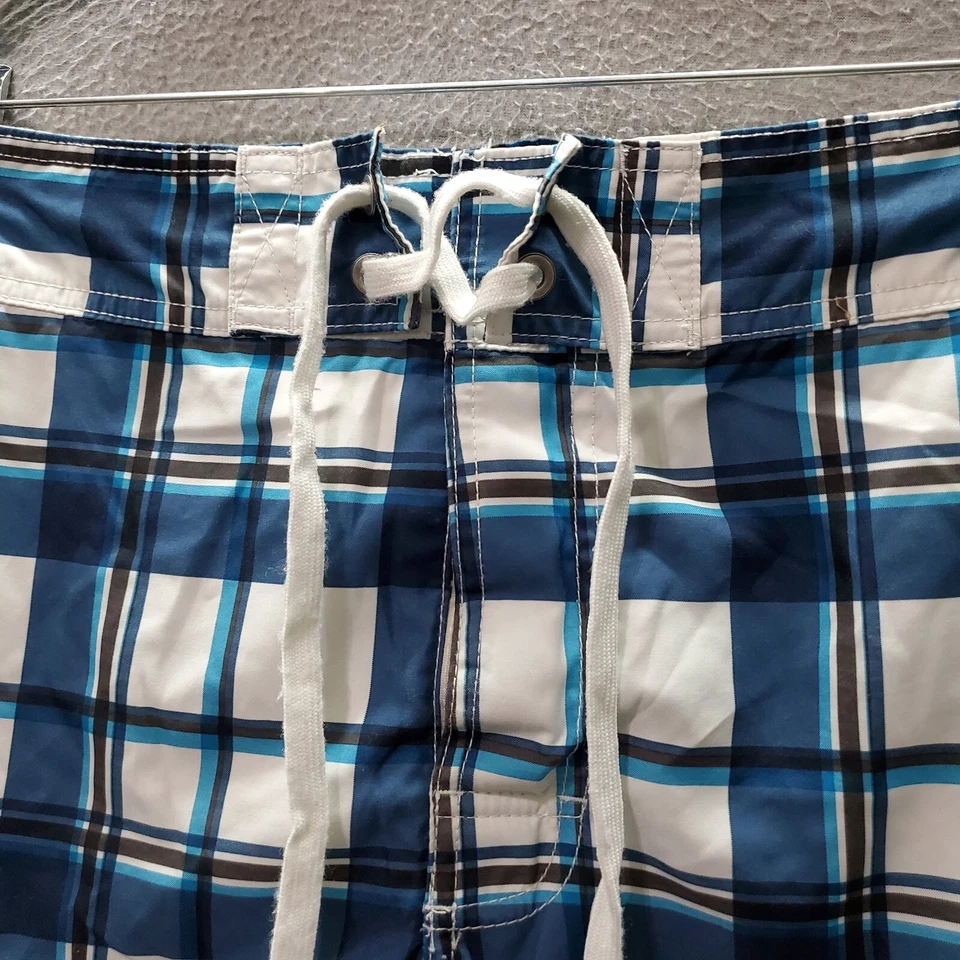Traje de baño Merona para hombre medio azul a cuadros bolsillos cordón entrepierna de 10" Foto 3 de 4