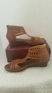 dexflex comfort gladiator sandals