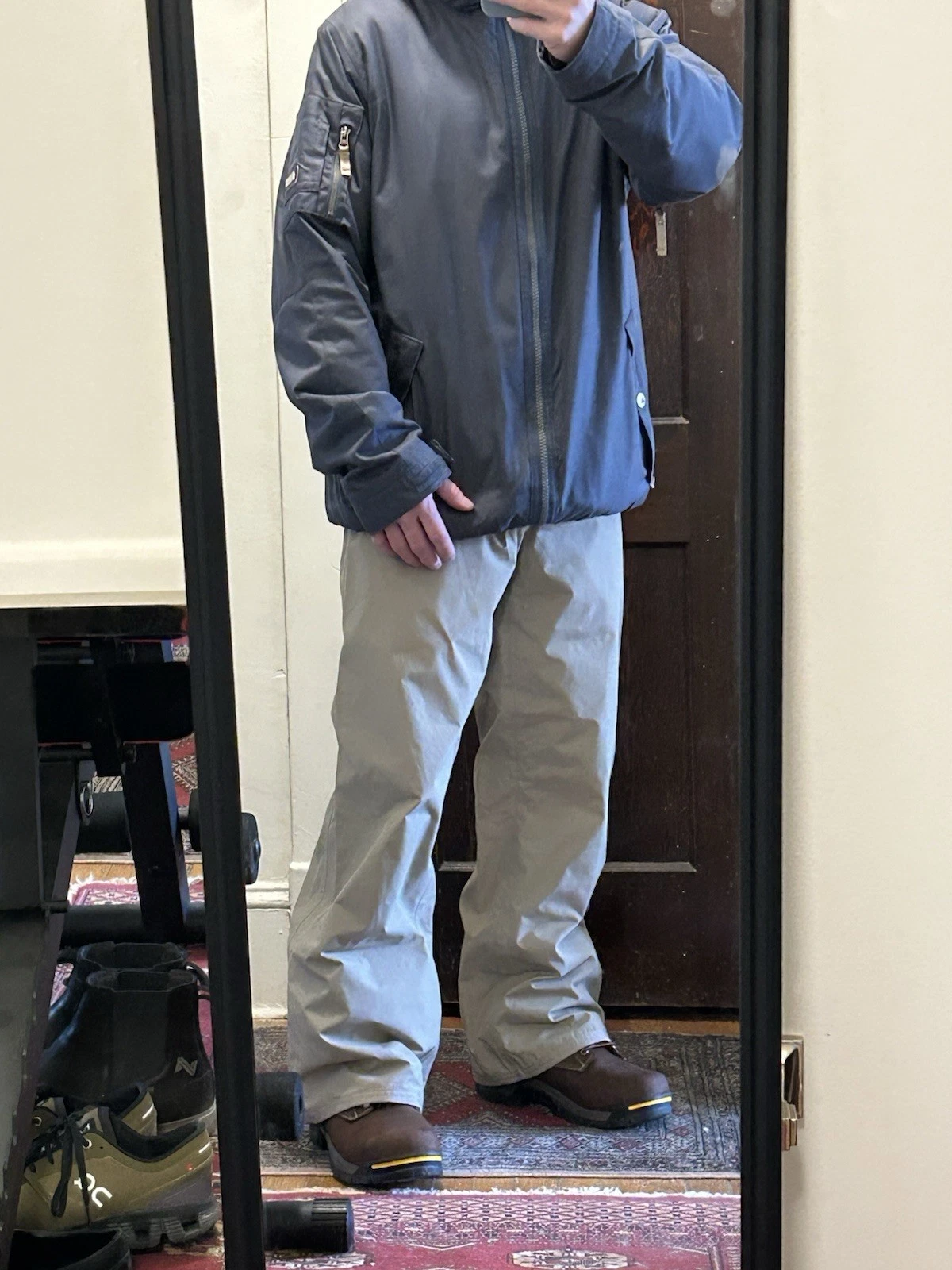 Northface HyVent Ski/Snowboard Pants- (Sz Sm)- Light khaki
Opens in a new window or tab