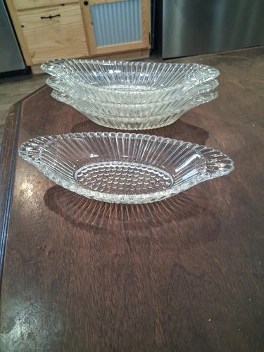 Beautiful Vintage Jeanette Glass Banana Boat Dishes- National Pattern - Set of 4