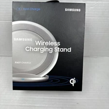 Samsung Fast Charge Wireless Charging Stand EP-NG930 Silver | Open Box | Tested