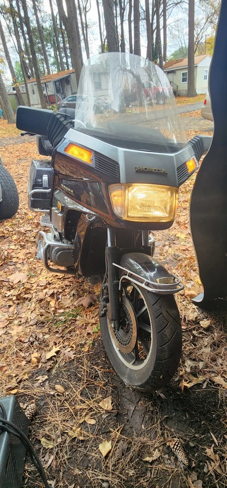 1984 Honda Gold Wing  - Image 2 of 4