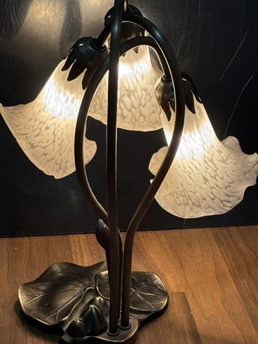 Vintage 1980’s Art Deco 3 Arm Lilypad Lamp with etched tulip glass shade