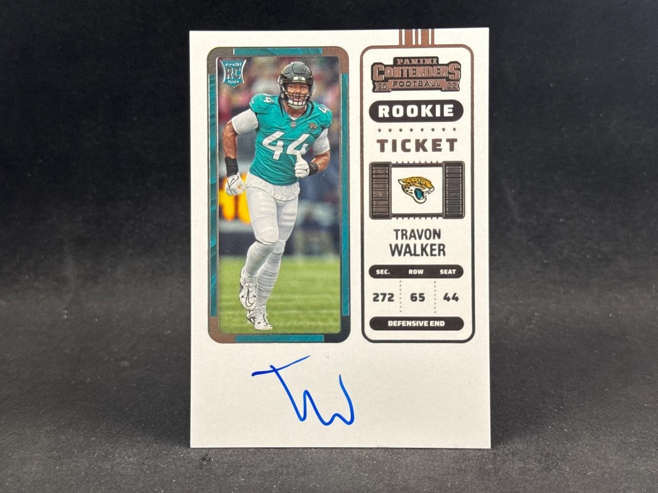 2022 PANINI CONTENDERS FOOTBALL TRAVON WALKER #135 ROOKIE TICKET AUTO JAGUARS RC