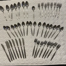 Stylecraft T&N SYF2 Single Rose Pattern Stainless Steele Flatware 47 piece