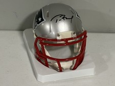 Tom Brady Football Cards, Rookie Card Checklist and Memorabilia Guide 62