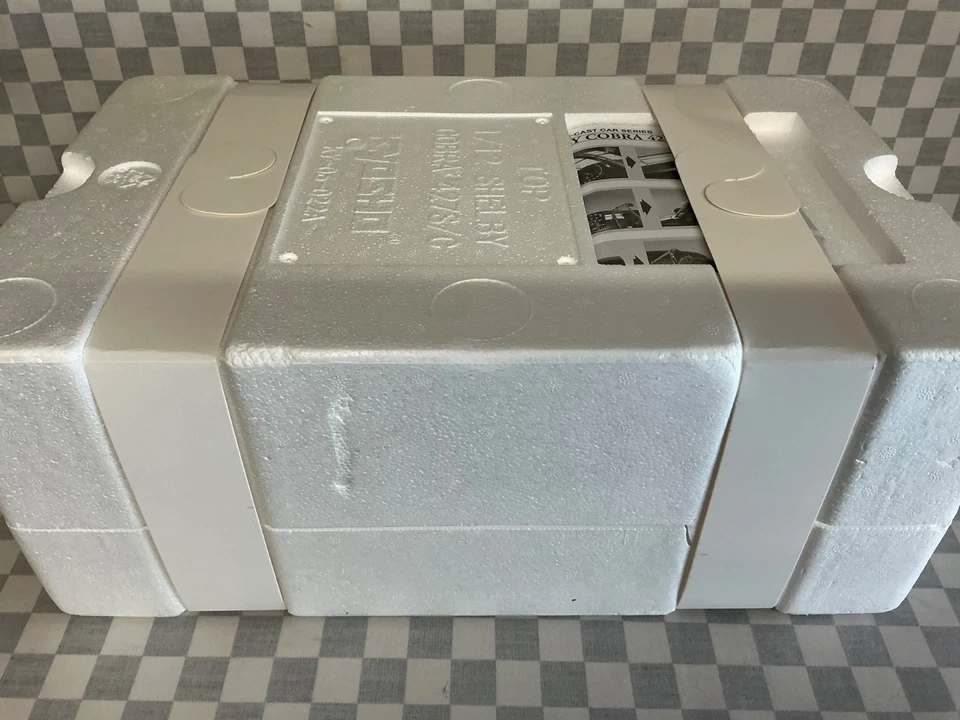 1/12 KYOSHO SHELBY COBRA 427 S/C RED - Image 4 of 4