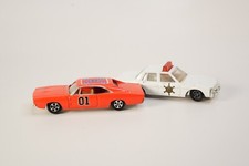 ERTL THE DUKES OF HAZZARD GENERAL LEE  POLICE CARS FROM 1981 VINTAGE