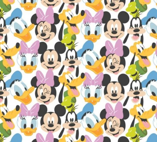 Disney~Mickey & Minnie Mouse & Friends  Fabric 1 yd x 44"! Cotton.BTY•SALE! - Afbeelding 1 van 3