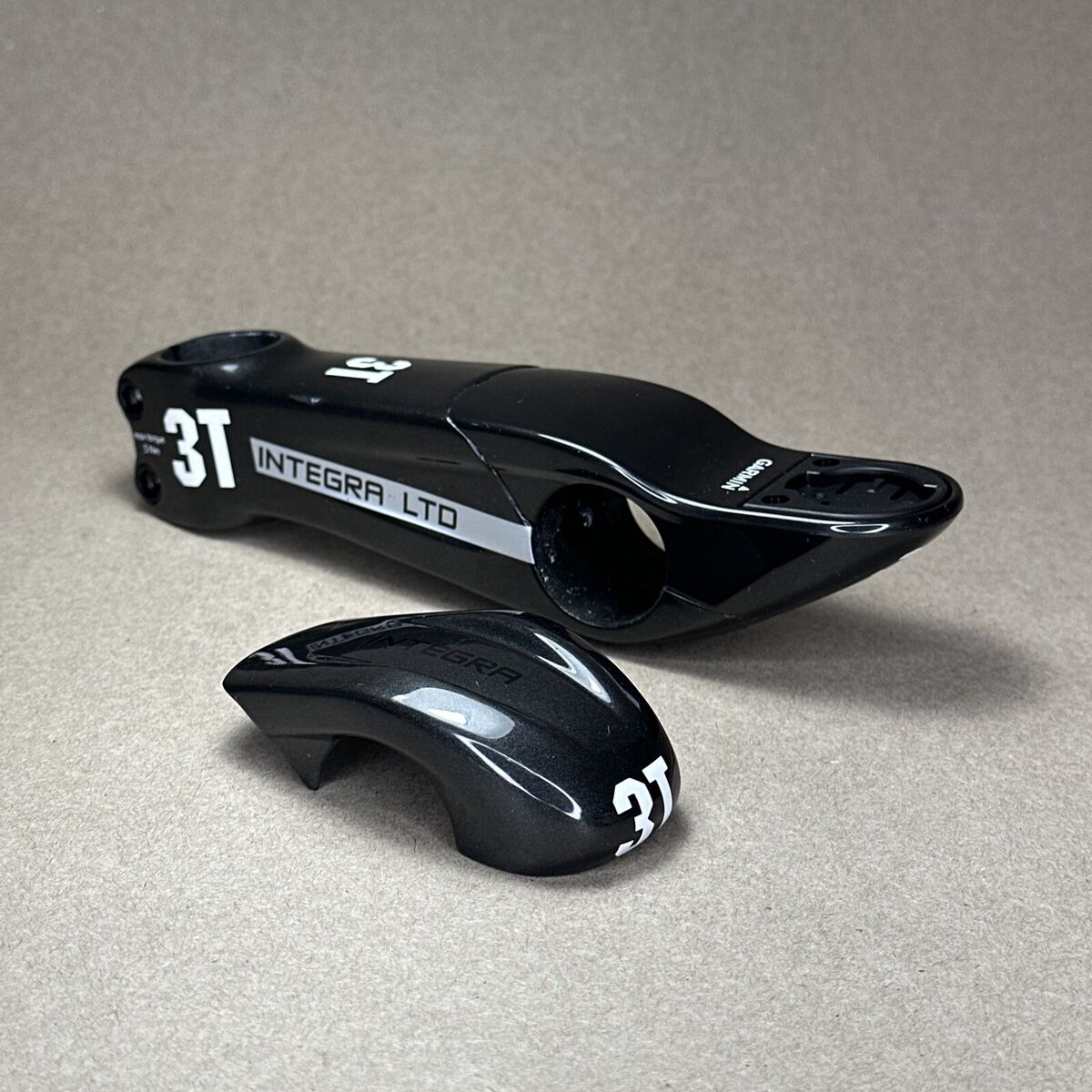 3T Integra LTD Carbon Stem 110mm -10Deg 31.8mm Garmin 195 3T Integra LTD Carbon Stem 110mm -10Deg 31.8mm Garmin 195