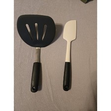 OXO Silicone Kitchen Utensils. Lot Of 2