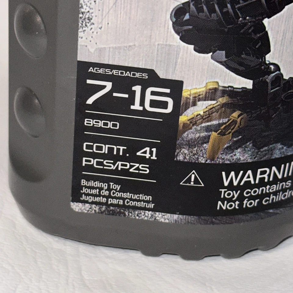 LEGO BIONICLE Piraka Reidak 8900 New Factory Sealed  - Image 3 of 4