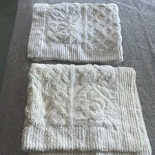Vintage Jc Penny White Pillow Shams Chenille Standard  Set Of 2 Lovely