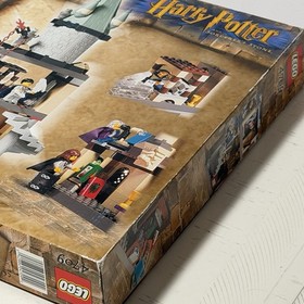 Vintage 2001 LEGO Harry Potter: Hogwarts Castle 4709 Please See Description