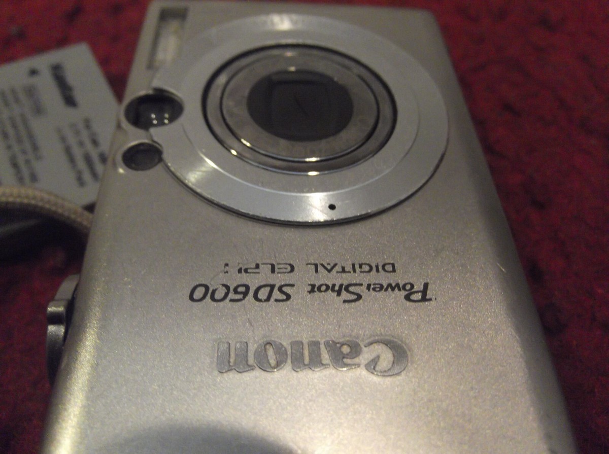 キャノン　Canon PowerShot SD600 ジャンク　デジタルカメラ キャノン Canon PowerShot SD600 ジャンク デジタルカメラ